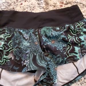 lululemon size 2 speed ups